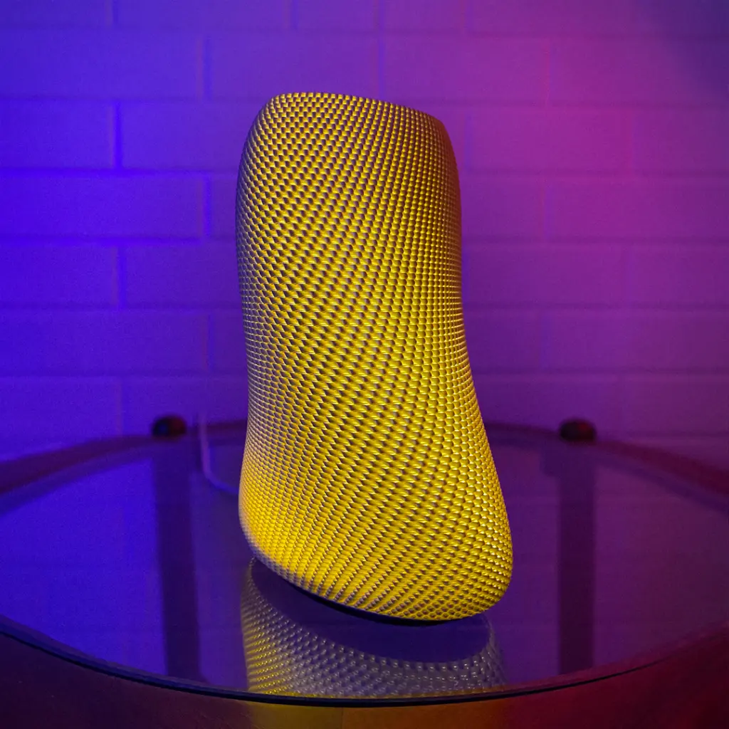 VICTOR TABLE LAMP 10 1080.webp