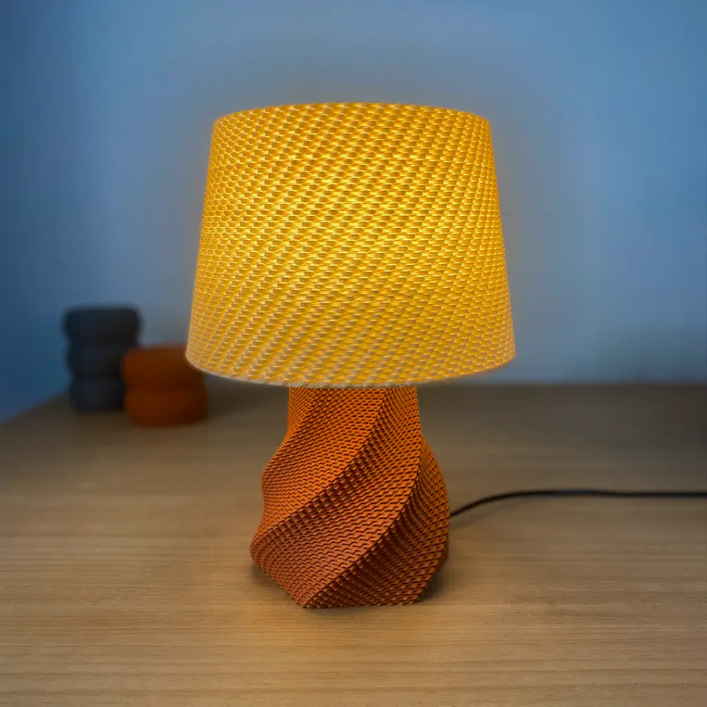 JULIAN TABLE LAMP SOLID 2 1080.webp